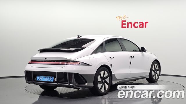 Hyundai Ioniq 6 Long Range Exclusive 2023 — фото 2