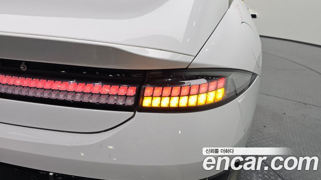 Hyundai Ioniq 6 Long Range Exclusive 2023 — фото 23