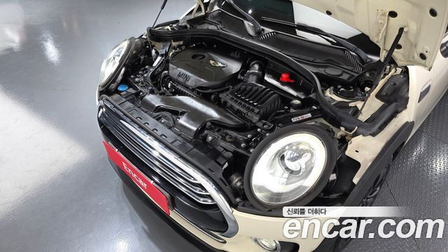 MINI Cooper Clubman High 2nd 2017 — фото 6