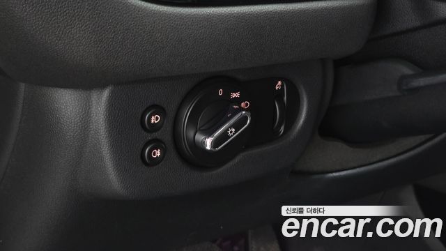 MINI Cooper Clubman High 2nd 2017 — фото 15