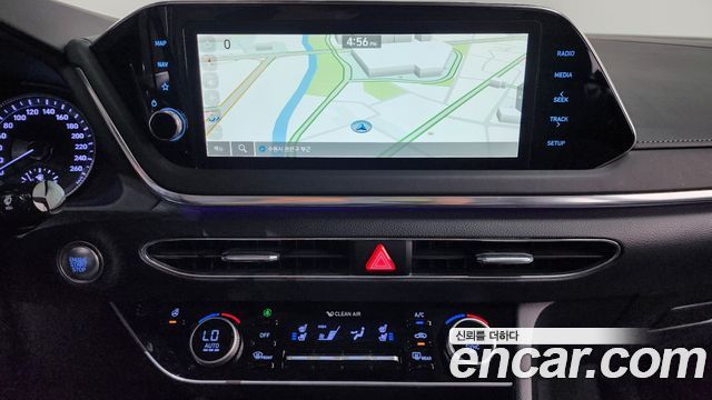 Hyundai Sonata (DN8) 2.0 Premium Plus 2022 — фото 17