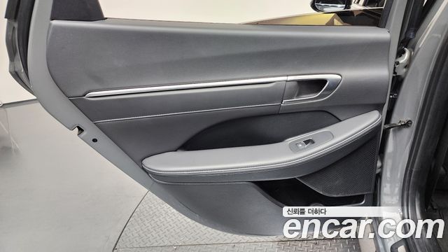 Hyundai Sonata (DN8) 2.0 Premium Plus 2022 — фото 31