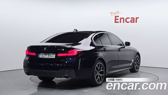 BMW 5 Series (G30) 530e M Sport 2021 — фото 2