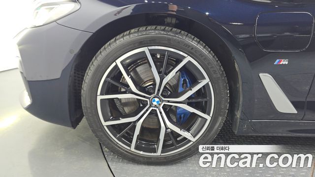 BMW 5 Series (G30) 530e M Sport 2021 — фото 5
