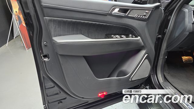 KG Mobility (SsangYong) Rexton New Arena Disel 2.2 4WD The Black 2024 — фото 24