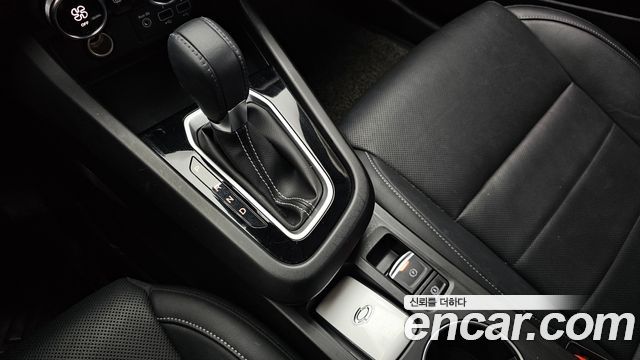 Renault Korea XM3 1.3 TCe RE Signature 2022 — фото 9