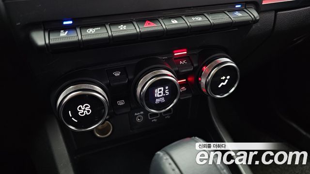 Renault Korea XM3 1.3 TCe RE Signature 2022 — фото 22