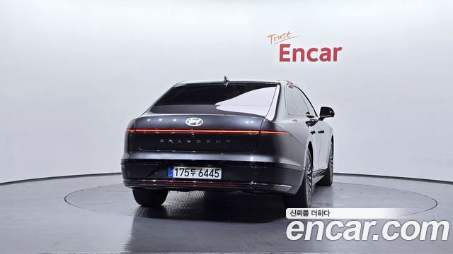 Hyundai Grandeur Hybrid (GN7) Calligraphy 2024 — фото 4