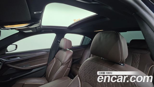 BMW 5 Series (G30) 520d xDrive M Sport Package Plus 2020 — фото 16