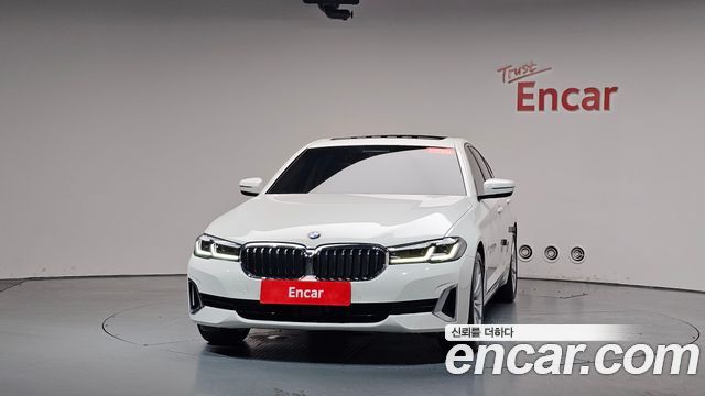 BMW 5 Series (G30) 530i Luxury 2023 — фото 3