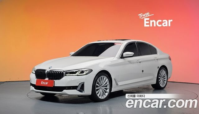 BMW 5 Series (G30) 530i Luxury 2023 — фото 1