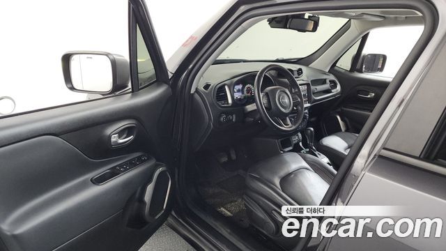 Jeep Renegade 2.4 Limited 2020 — фото 10