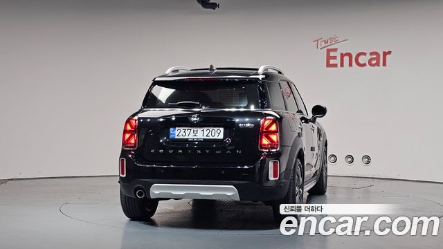 MINI Cooper Countryman Classic 2nd 2024 — фото 4