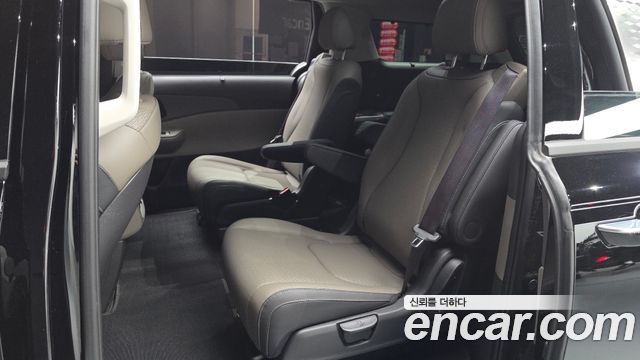 Kia Carnival (IV) Diesel 7-Seater Outdoor Noblesse 2025 — фото 26