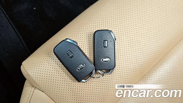 Kia K7 Premier 2.5 GDI Noblesse 2021 — фото 19