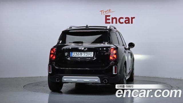 MINI Cooper SD Countryman ALL4 2nd 2021 — фото 4