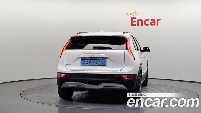 Kia Niro EV Air 2023 — фото 4