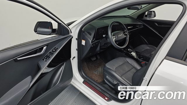 Kia Niro EV Air 2023 — фото 10