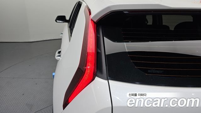 Kia Niro EV Air 2023 — фото 23