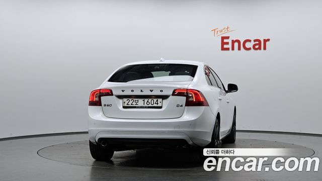 Volvo S60 D4 2nd 2014 — фото 4