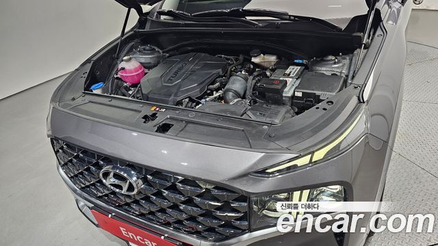 Hyundai Santa Fe Diesel 2.2 2WD Calligraphy 2021 — фото 6