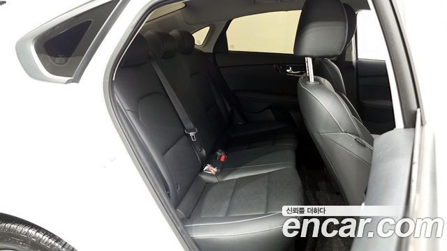 Kia K3 (II) 1.6 Prestige 2023 — фото 11