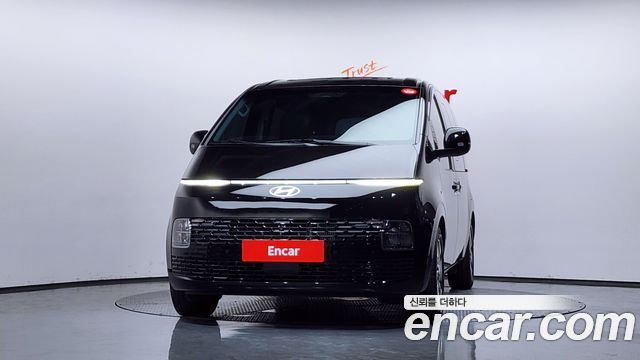Hyundai Staria Tourer 9-Seater Modern 2025 — фото 3