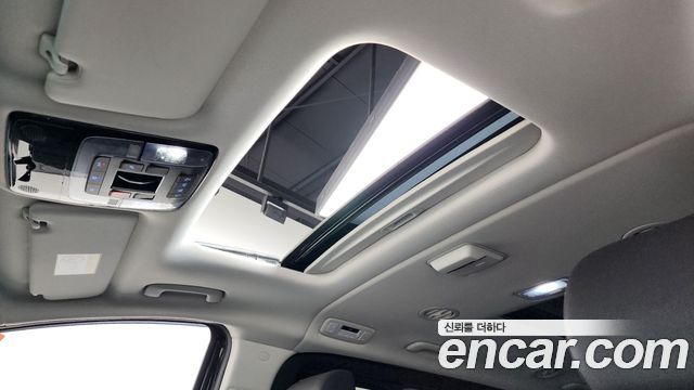 Hyundai Staria Tourer 9-Seater Modern 2025 — фото 18