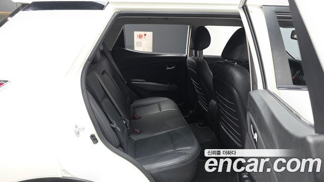 KG Mobility (SsangYong) Very New Tivoli Gasoline 1.5 2WD V3 2022 — фото 12