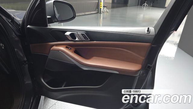 BMW X5 (G05) xDrive 40i M Sport 2022 — фото 24