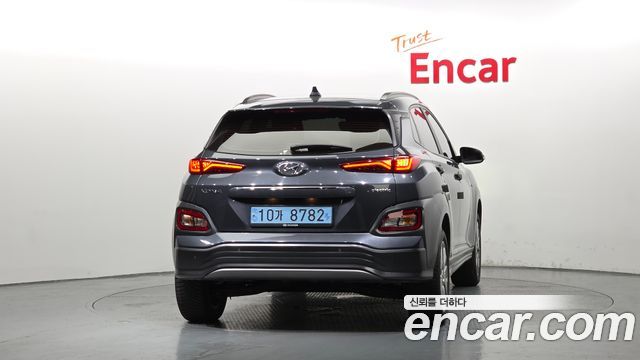Hyundai Kona Electric Premium 2021 — фото 4
