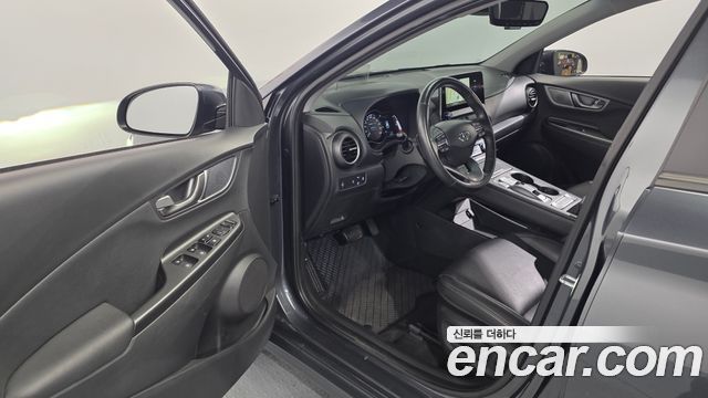 Hyundai Kona Electric Premium 2021 — фото 10