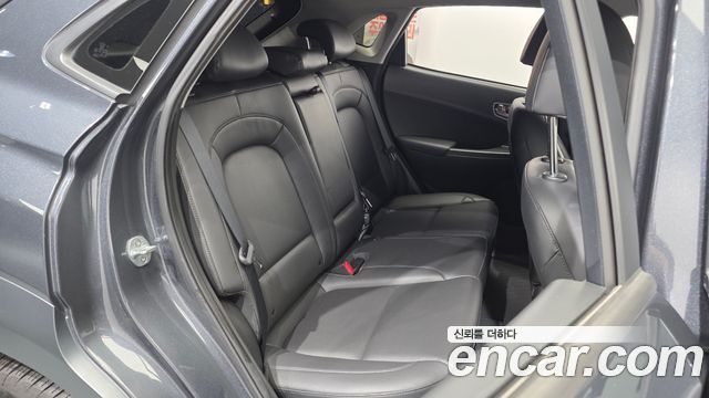 Hyundai Kona Electric Premium 2021 — фото 12