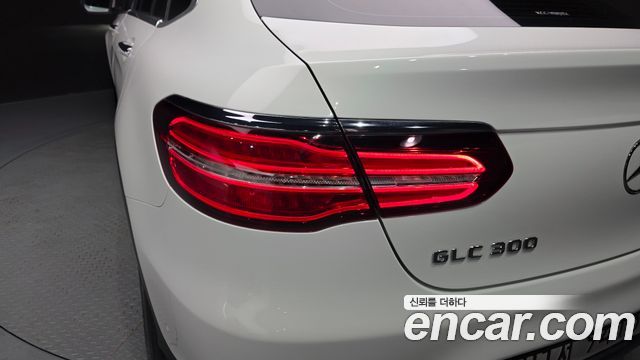 Mercedes-Benz GLC-Class (X253) GCL300 4MATIC Coupe 2019 — фото 23
