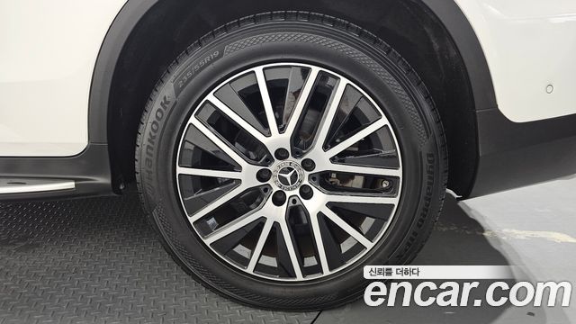 Mercedes-Benz GLC-Class (X253) GLC220 d 4MATIC 2021 — фото 21