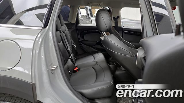 MINI Cooper 5-Door Classic Plus 3rd 2022 — фото 16