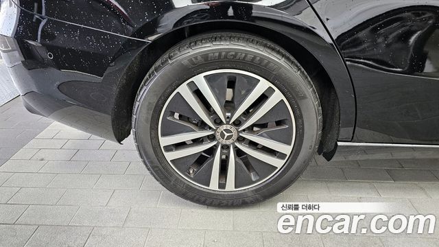 Mercedes-Benz A-Class (W177) A220 Sedan 2021 — фото 5