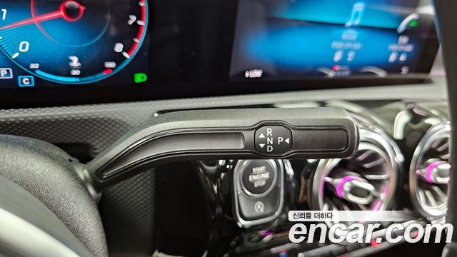 Mercedes-Benz A-Class (W177) A220 Sedan 2021 — фото 9