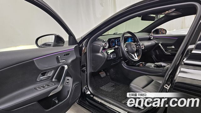 Mercedes-Benz A-Class (W177) A220 Sedan 2021 — фото 10