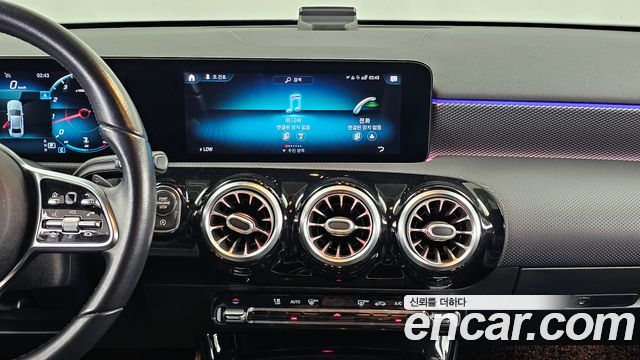 Mercedes-Benz A-Class (W177) A220 Sedan 2021 — фото 14