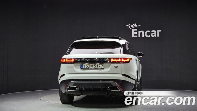 Land Rover Range Rover Velar 3.0 P400 R-Dynamic SE 2023 — фото 4
