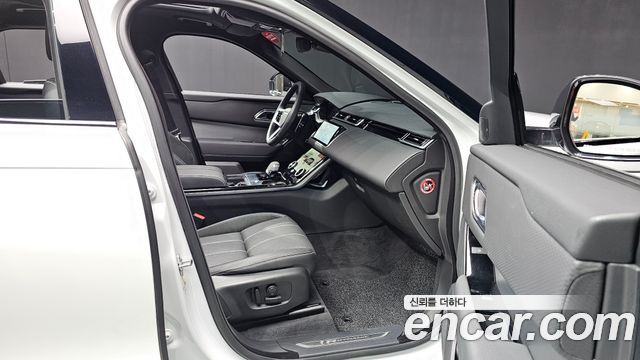 Land Rover Range Rover Velar 3.0 P400 R-Dynamic SE 2023 — фото 11