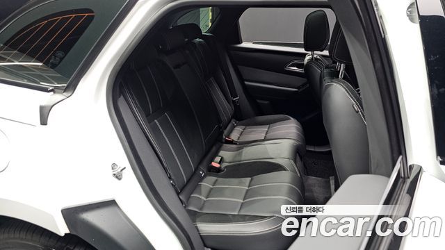 Land Rover Range Rover Velar 3.0 P400 R-Dynamic SE 2023 — фото 33
