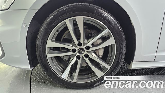 Audi A6 (C8) 45 TFSI Quattro Premium 2022 — фото 5
