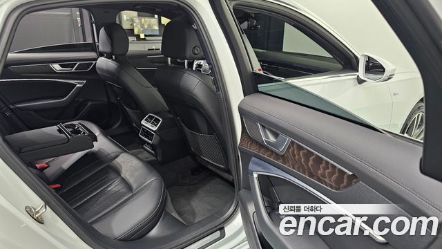 Audi A6 (C8) 45 TFSI Quattro Premium 2022 — фото 11