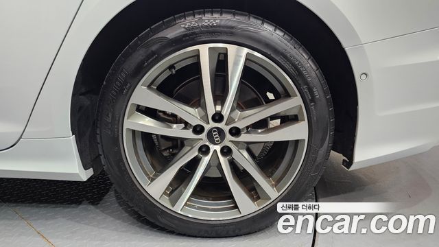 Audi A6 (C8) 45 TFSI Quattro Premium 2022 — фото 21