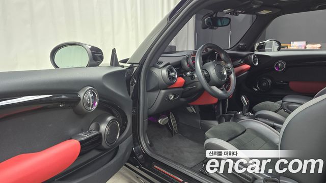 MINI Cooper S JCW 3rd Generation 2020 — фото 10