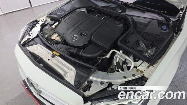 Mercedes-Benz C-Class (W205) C220 d 4MATIC 2020 — фото 6