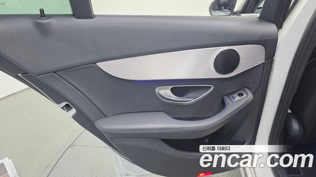Mercedes-Benz C-Class (W205) C220 d 4MATIC 2020 — фото 25