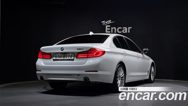 BMW 5 Series (G30) 520i Luxury 2019 — фото 2